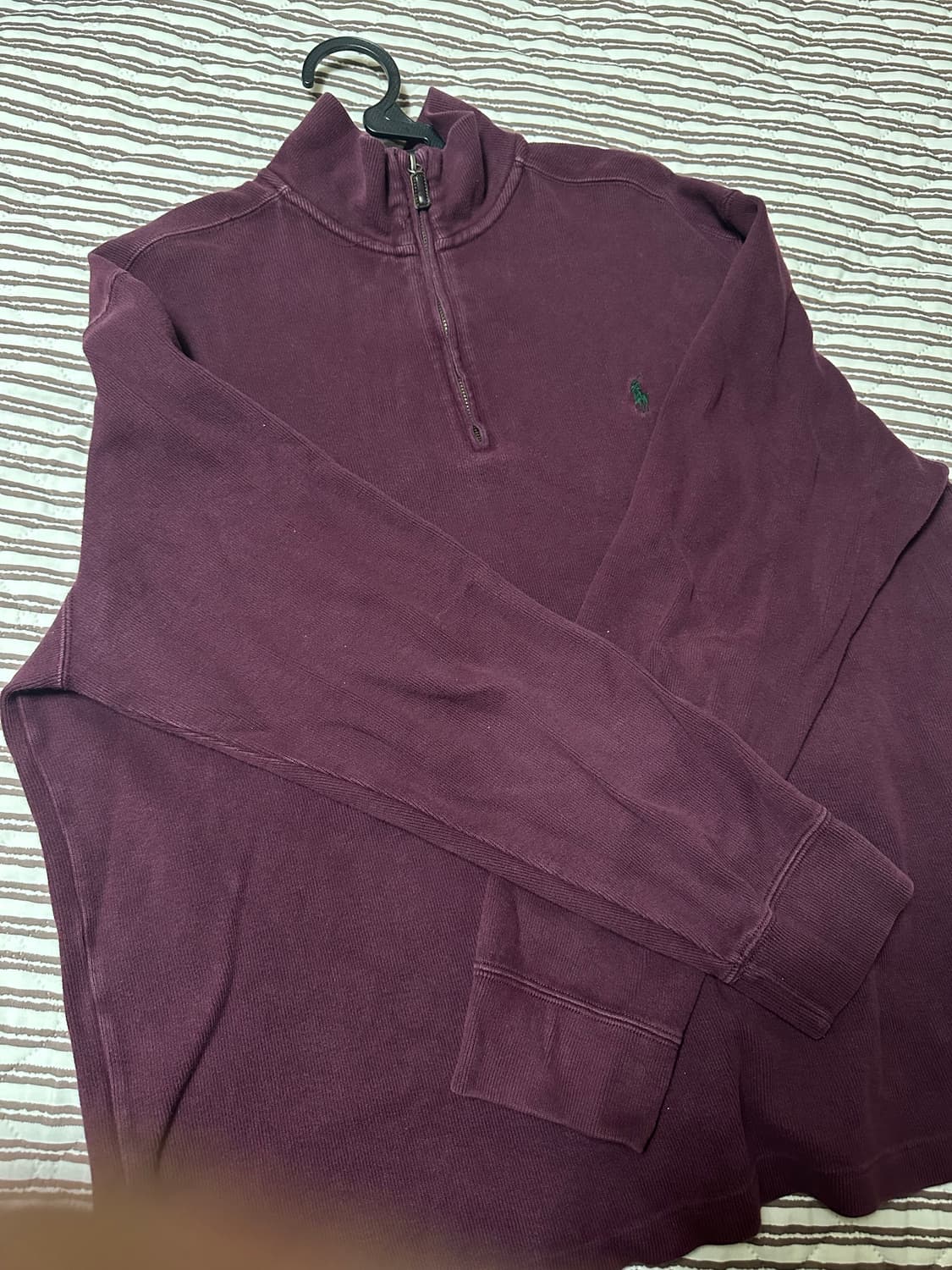 폴로 버건디 니트 상품이미지1