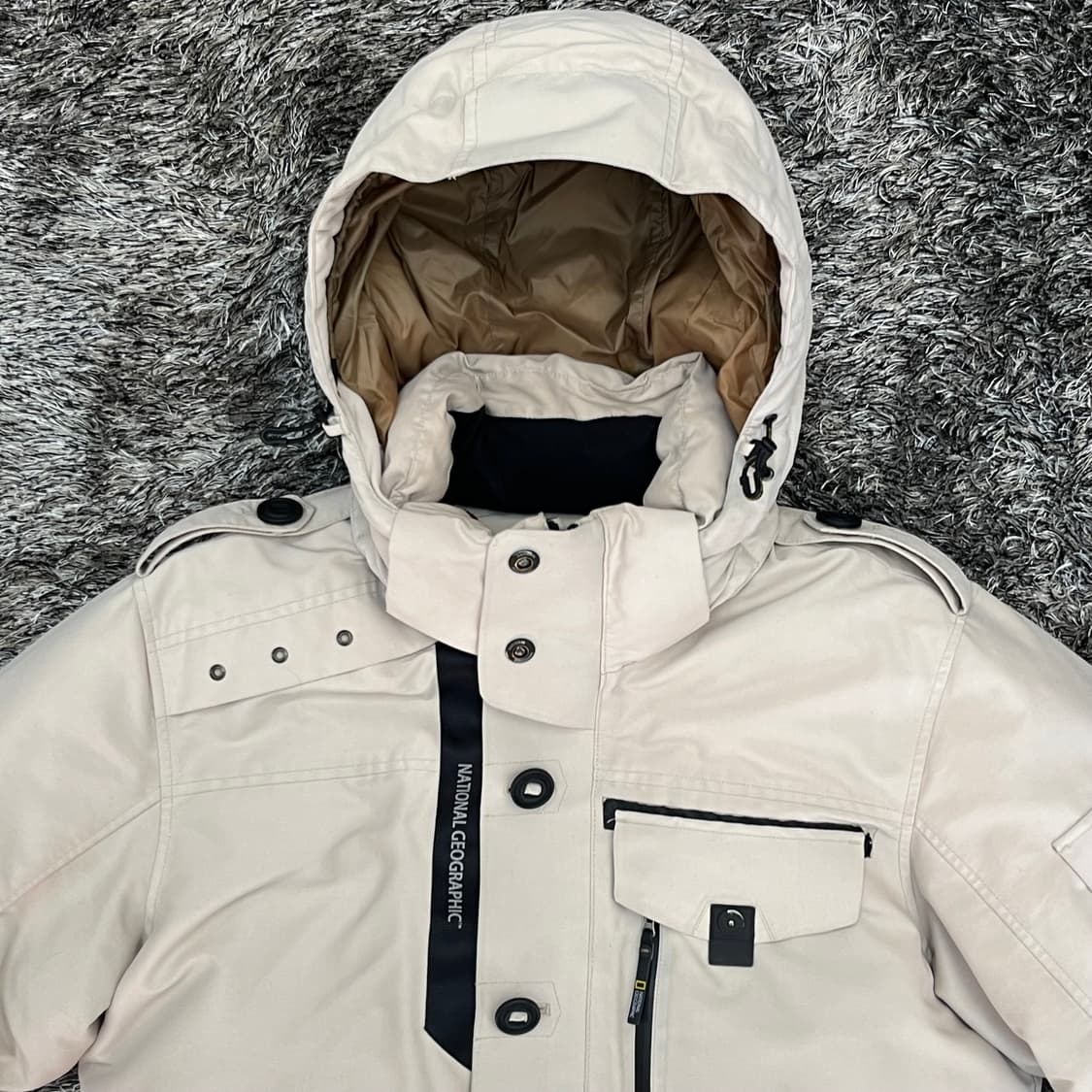 네셔널지오그래픽 안사시 중량 다운 패딩 (100) 상품이미지2