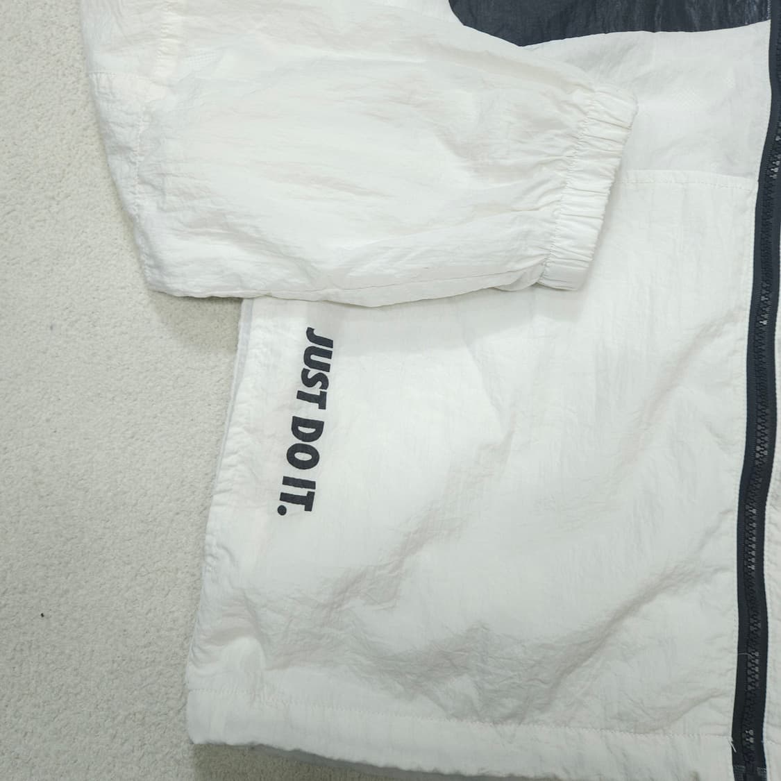 나이키 빅스우시 바람막이 M 화이트 상품이미지6