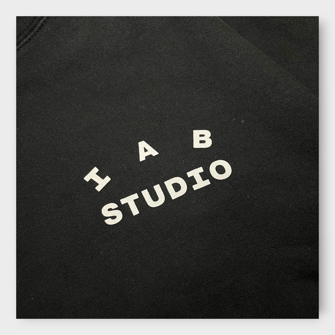 IAB Studio . 블랙 후디 상품이미지4