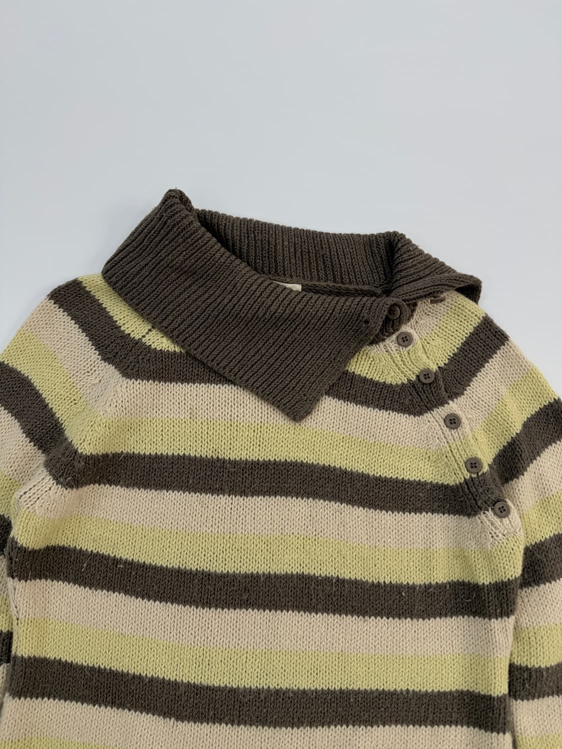 빈티지 스트라이프 사선 단추 하이넥 니트 상품이미지2