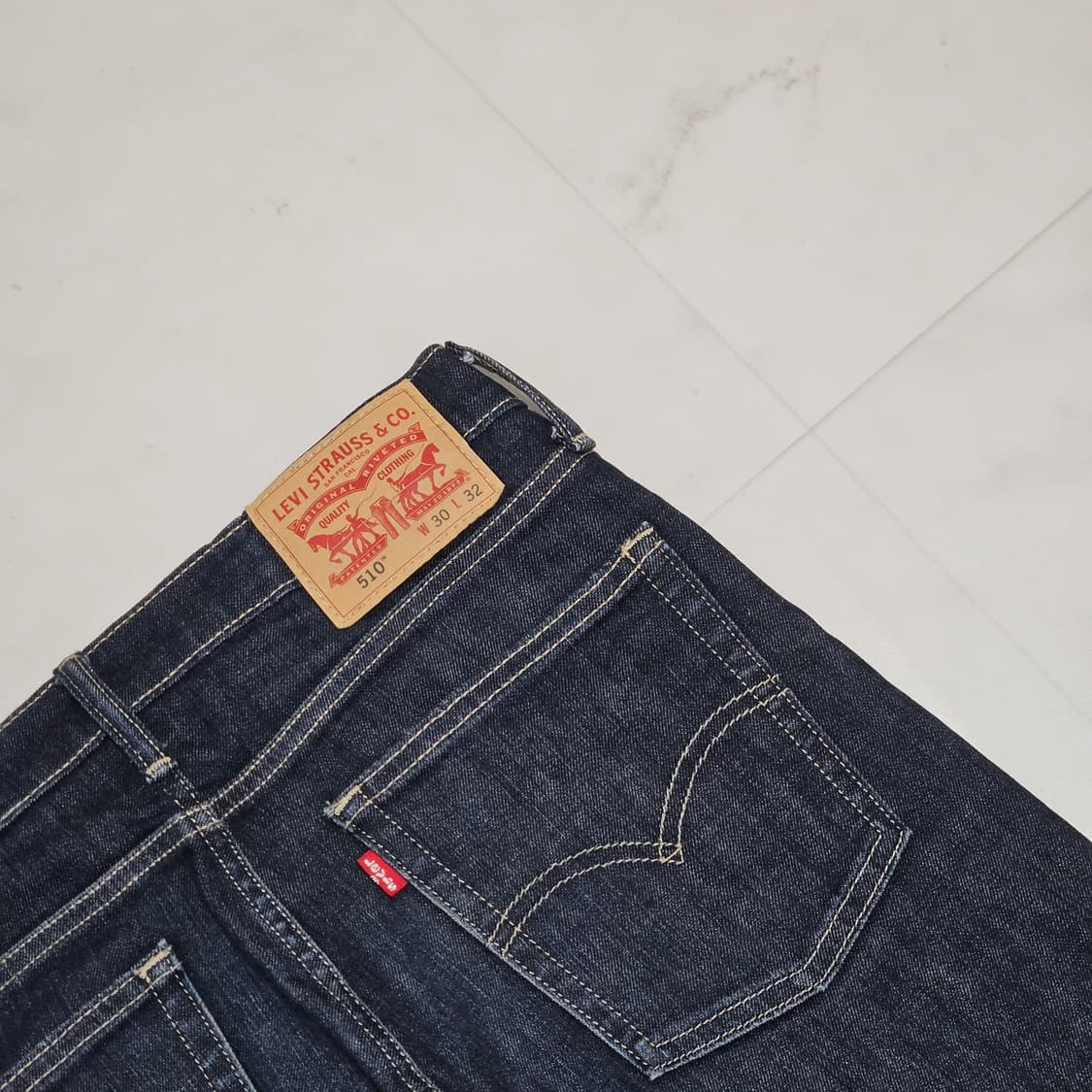 30 리바이스 510 진청 컷팅진 데님팬츠 상품이미지3