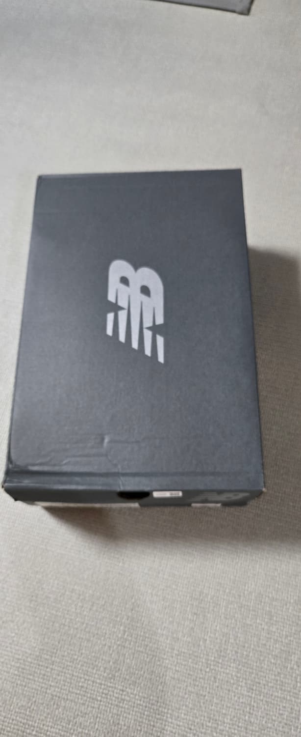 뉴발란스 9060 블랙화이트 290사이즈  상품이미지8