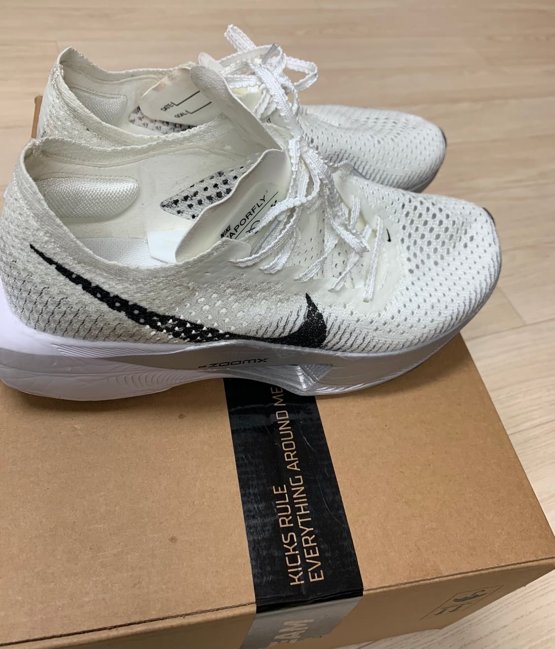 나이키 베이퍼 플라이 260 상품이미지4