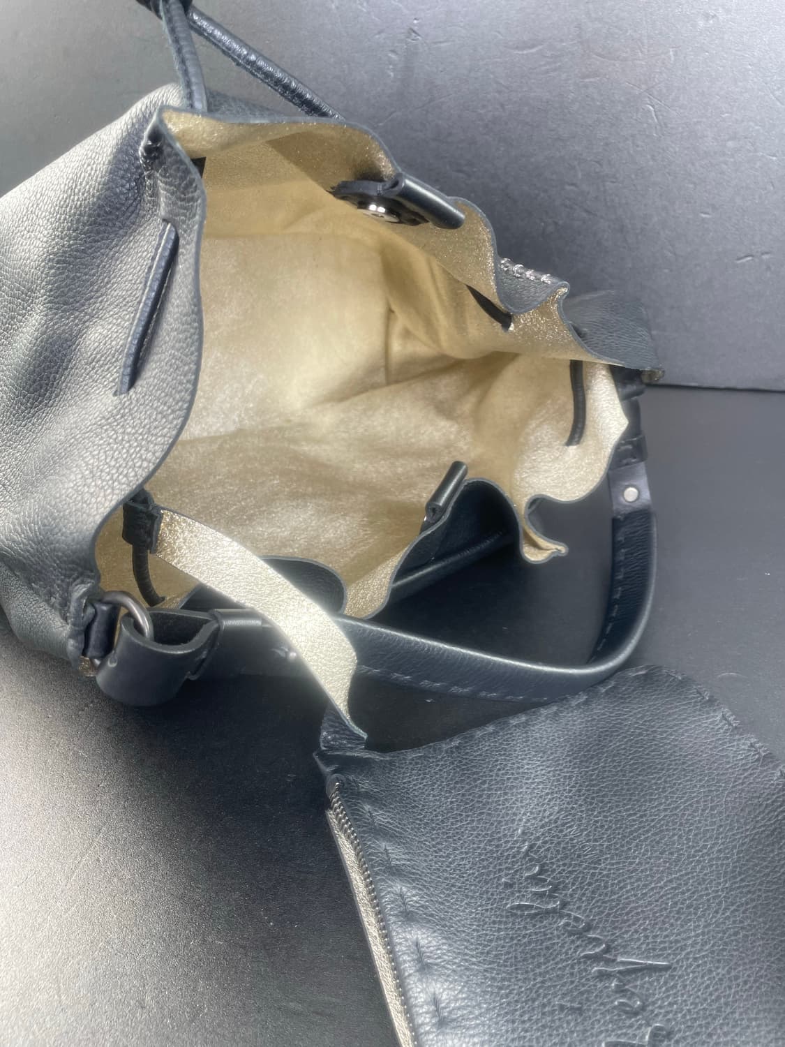 헨리 베글린 미디움 토트 숄더백 상품이미지9