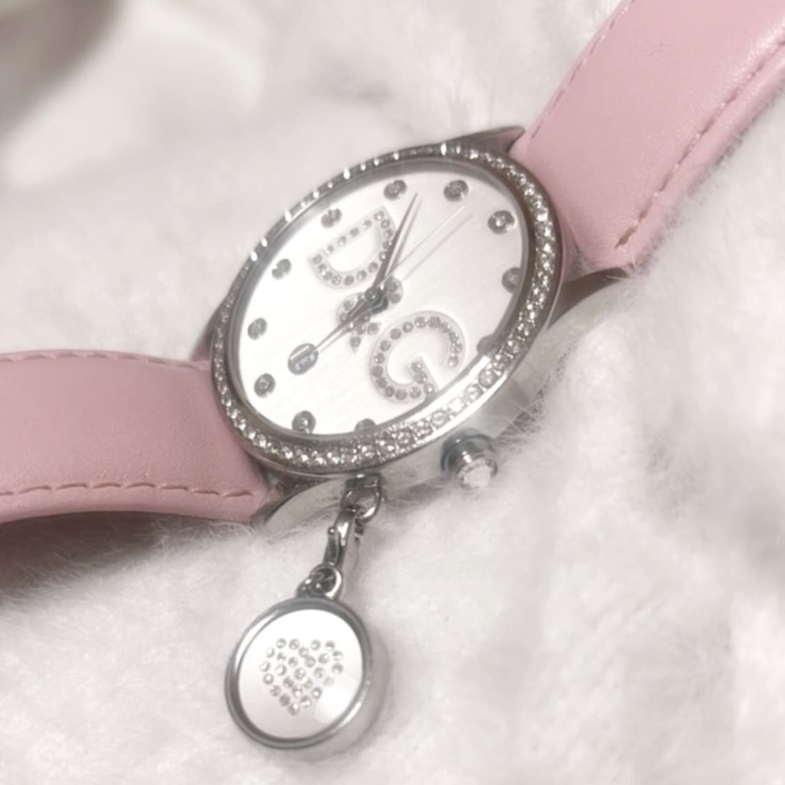 돌채앤가바나 핑크 큐빅 시계💕초초 희귀매물🫶 상품이미지1