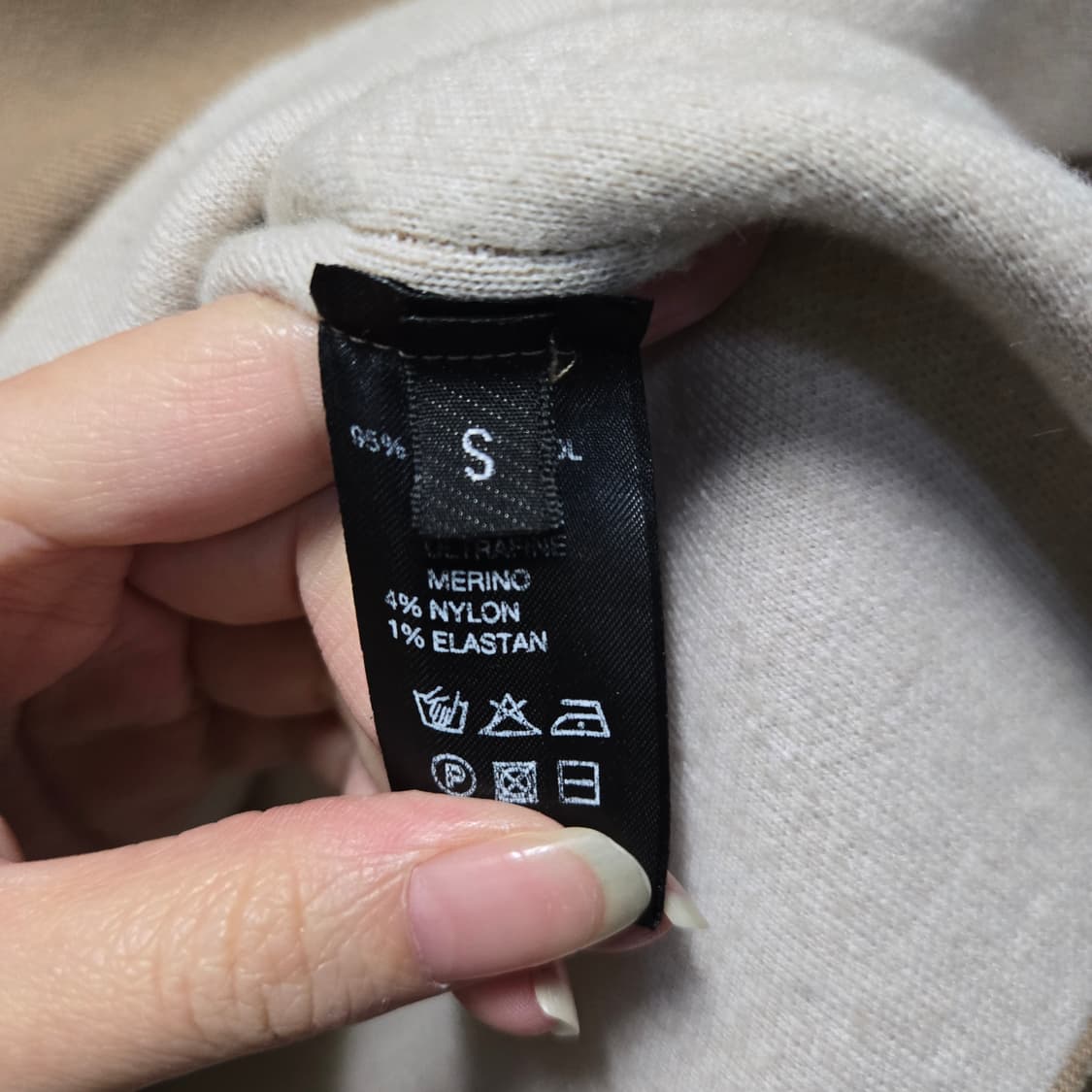 로베르토 콜리나 라마울 베이지색 목폴라 니트 스웨터 상품이미지4