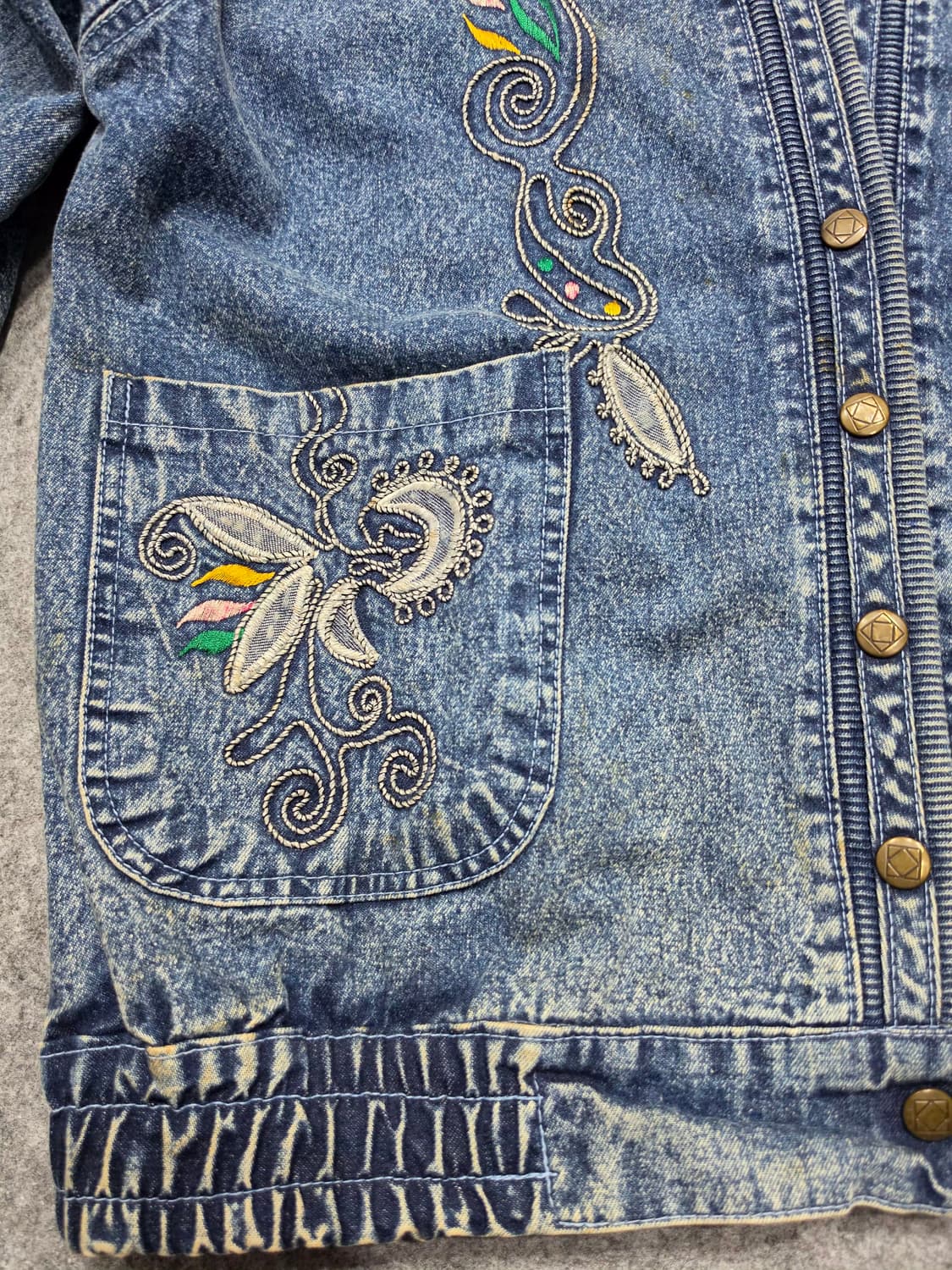 빈티지 자수 디테일 애시드워싱 데님자켓 청자켓 상품이미지6