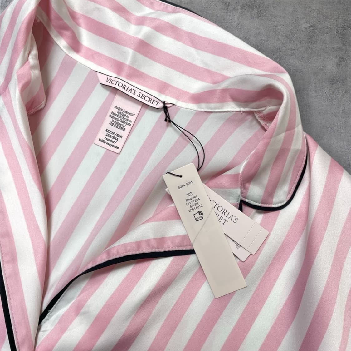 빅토리아시크릿 핑크 스트라이프 파자마 세트 XS 상품이미지3