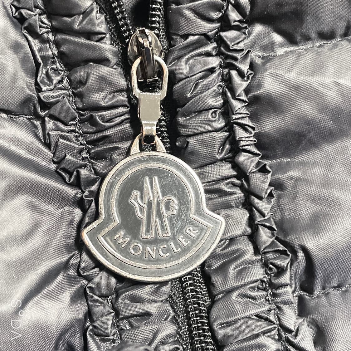 몽클레어 여성 경량 롱패딩 블랙 1사이즈(정) 상품이미지3