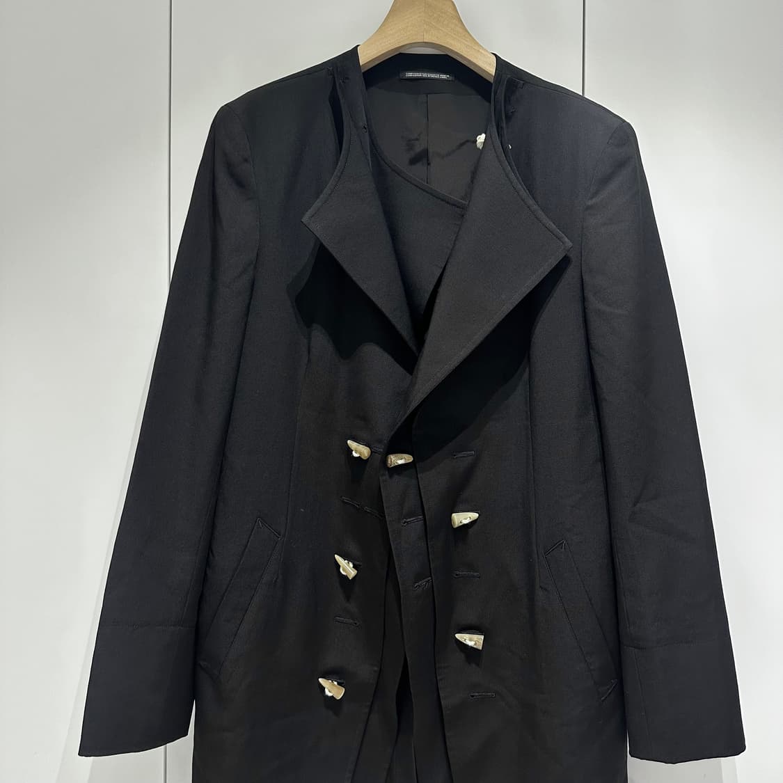 12aw 요지야마모토 뿌르옴므 어태쳐블 토글레이어 블레이져 상품이미지3