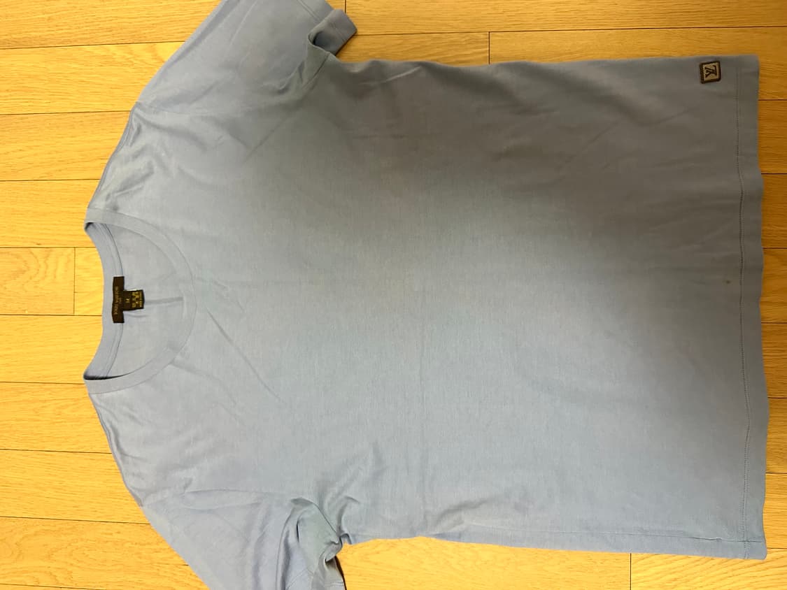 루이비통 스카이 블루 반팔티( 정품) 100 사이즈 상품이미지5