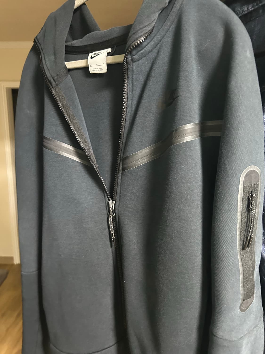 나이키 테크팩 구형 판매합니다 상품이미지1