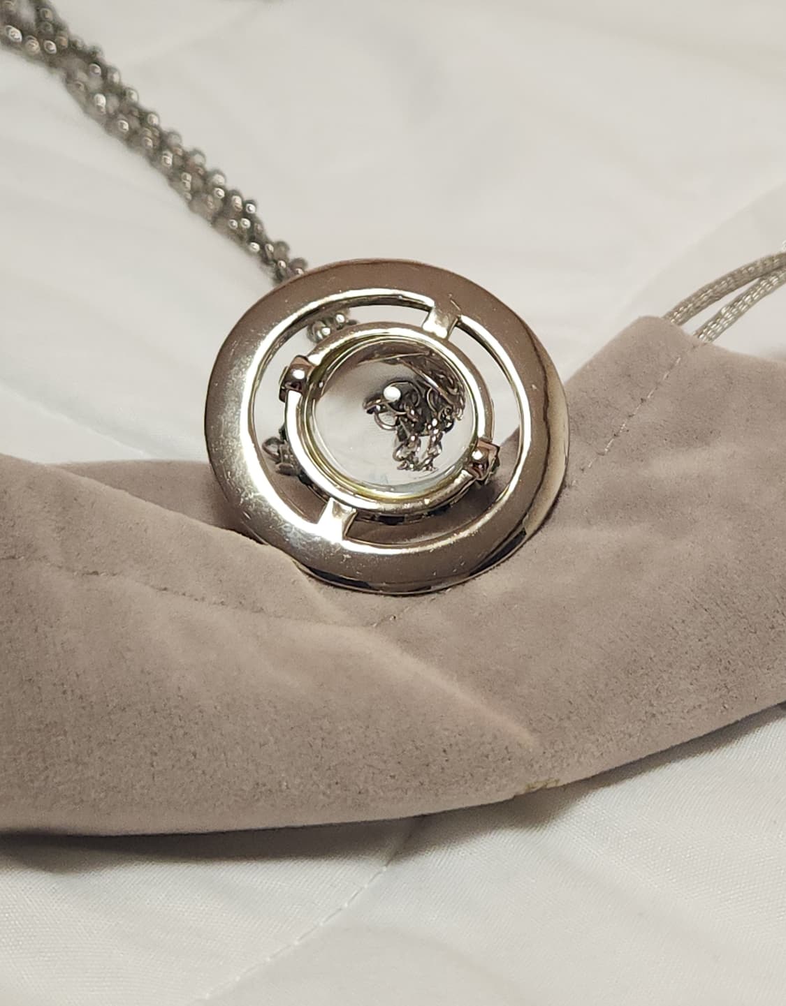 비비안웨스트우드 입체 빅orb 목걸이 상품이미지4