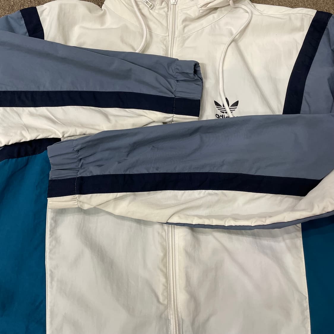 (M) Adidas 아디다스 바람막이 상품이미지5