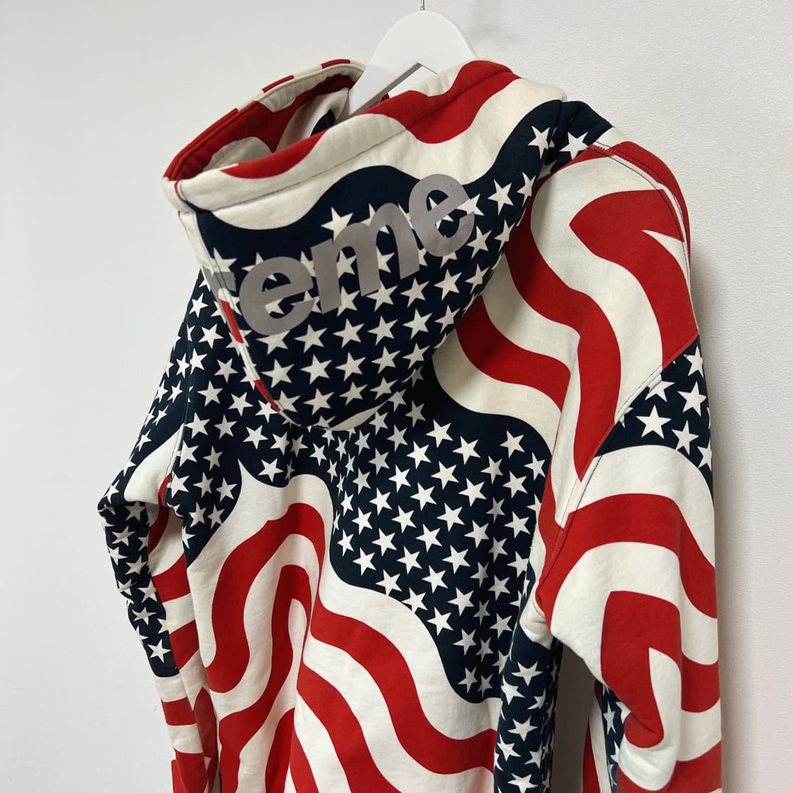 슈프림 14FW 3M 리플렉티브 성조기 써멀 후드집업 상품이미지4