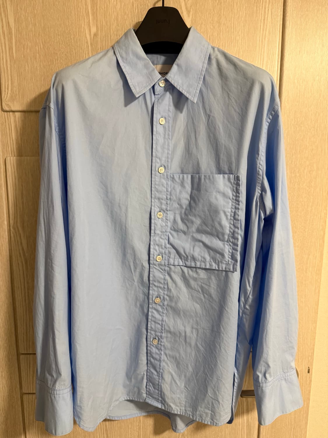 솔리드옴므 오버핏 블루 셔츠 (하자 할인) 상품이미지1