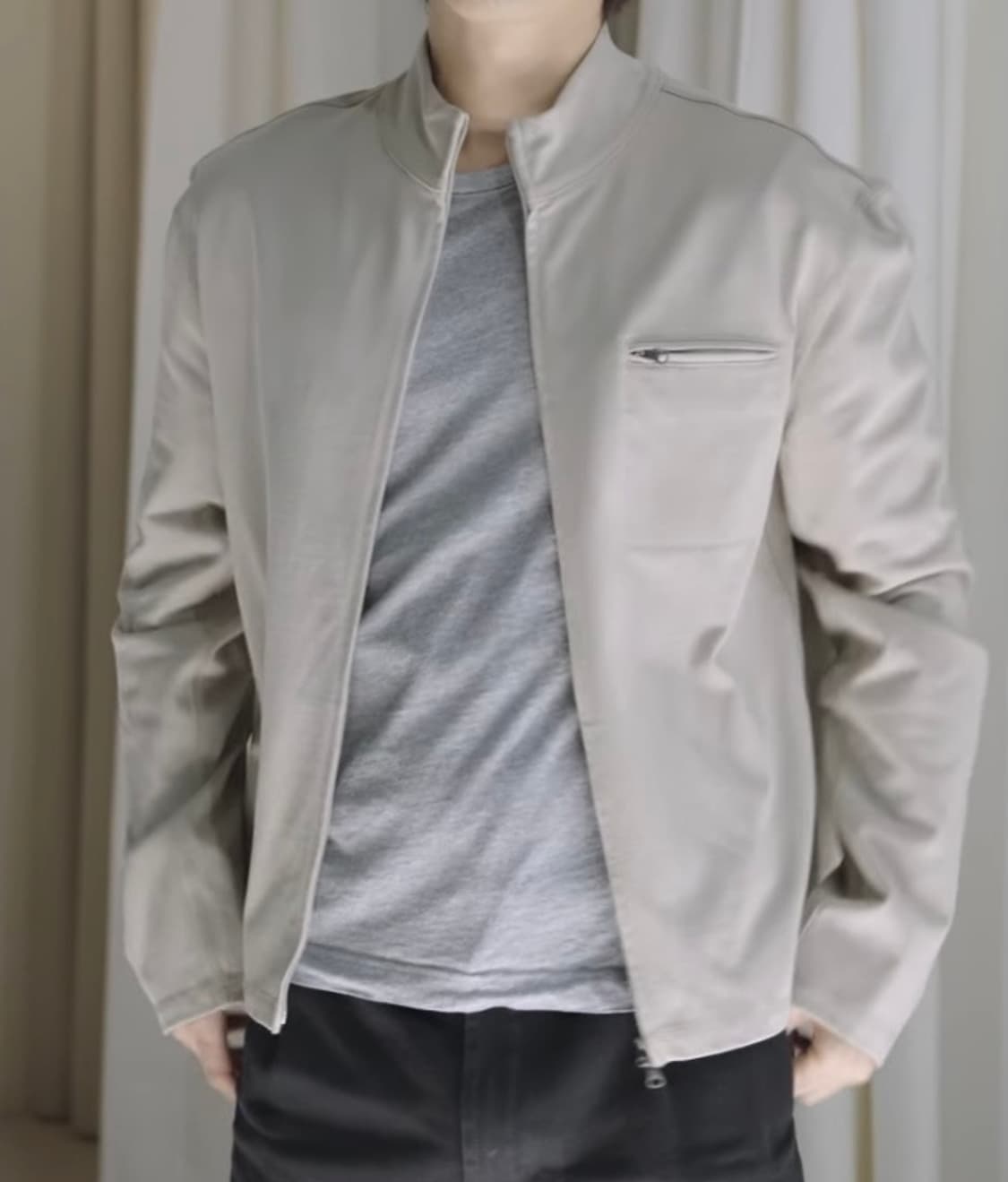 아모멘토 slim fit pocket jumper beige 상품이미지1