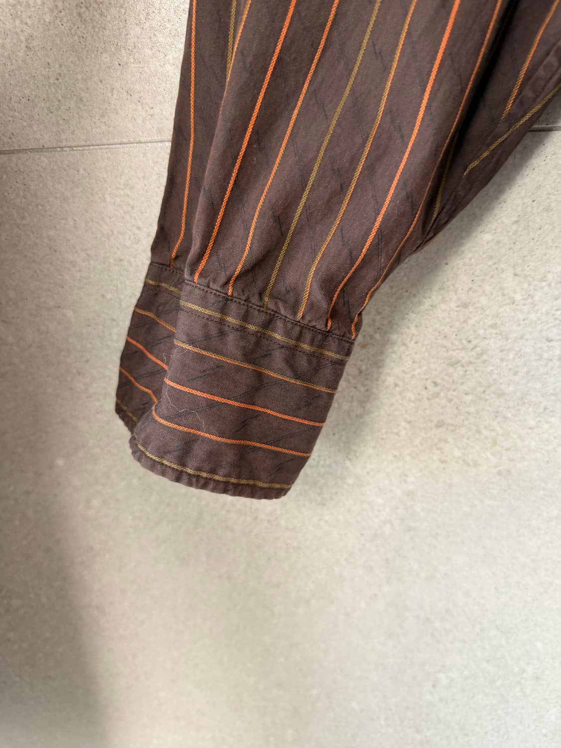 타케오키쿠치 브라운 스트라이프 셔츠 상품이미지3