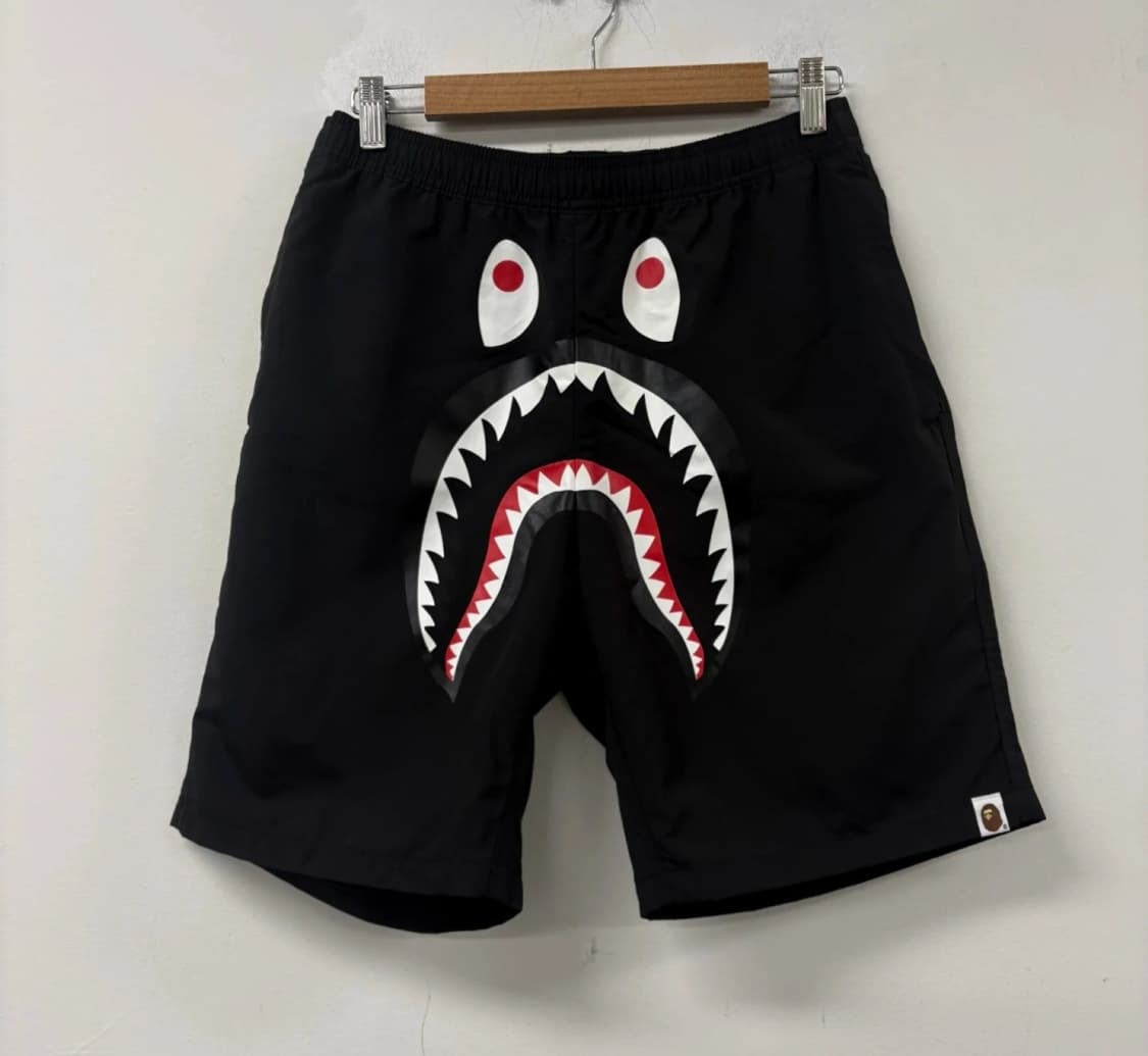 A Bathing Ape 베이프 샤크 비치쇼츠 상품이미지1