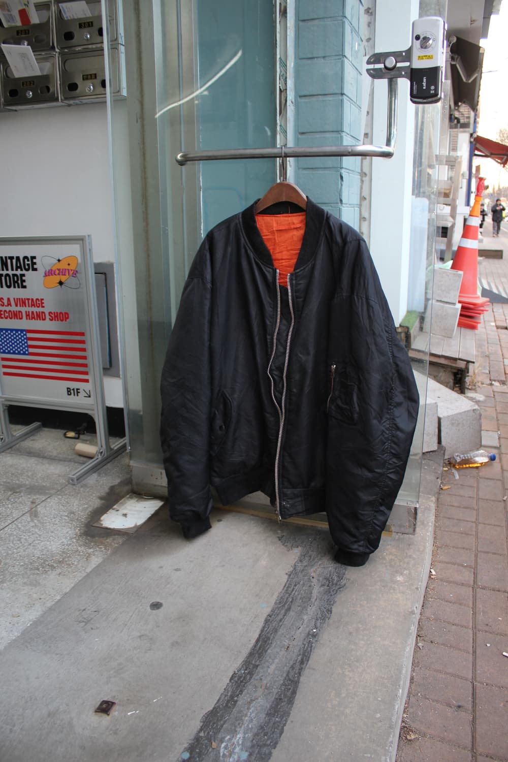 A. Blöchl Trashed MA-1 Flight Jacket 상품이미지2