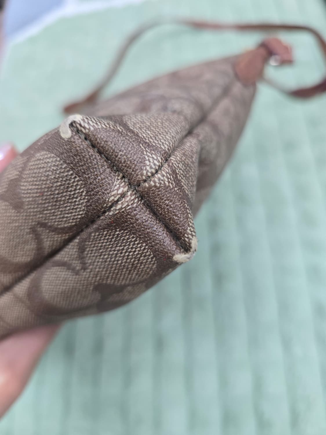 Coach 크로스백 상품이미지3