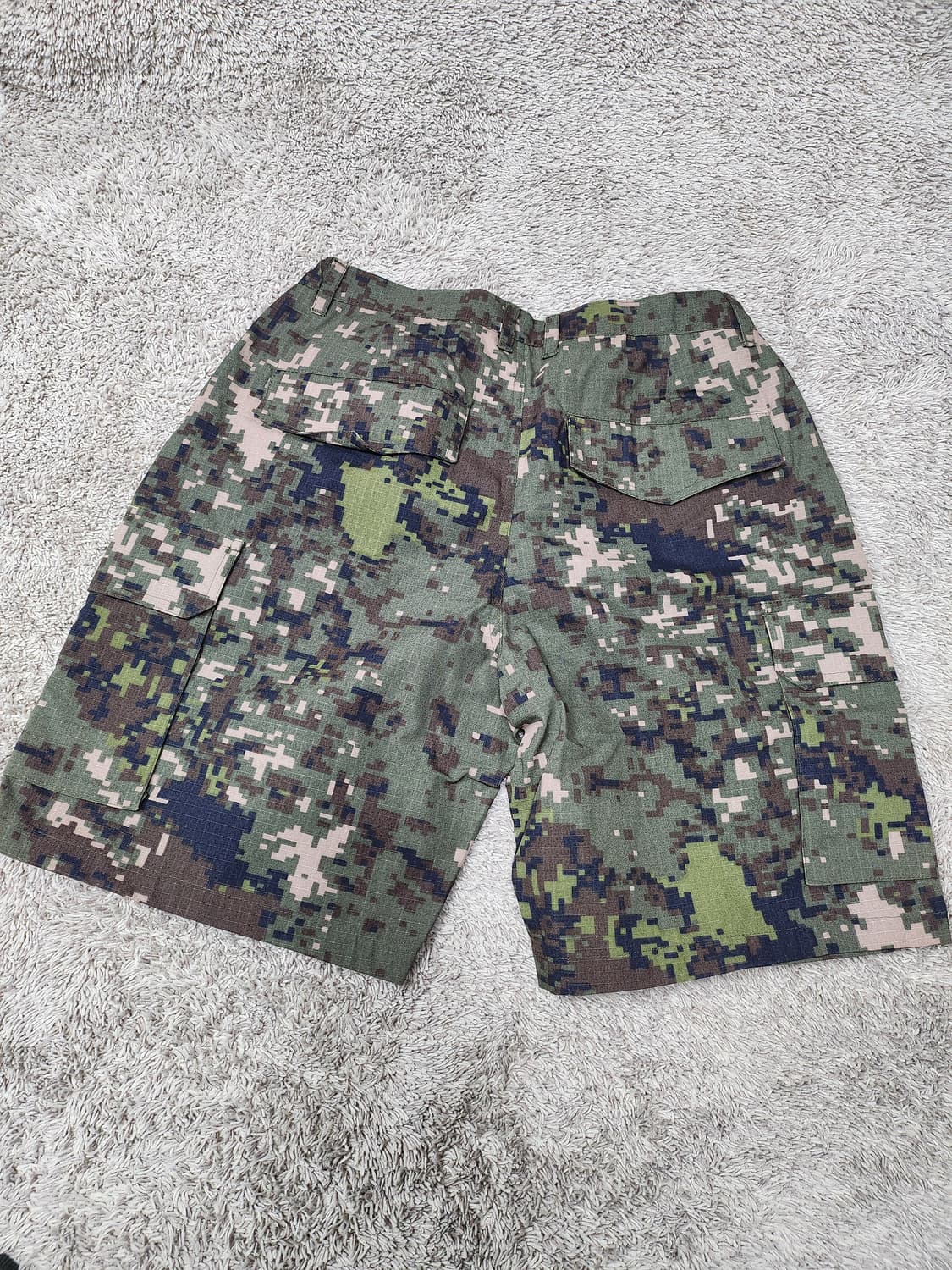 네파 디지털 카모 반바지 95 M 30인치 새제품 상품이미지6