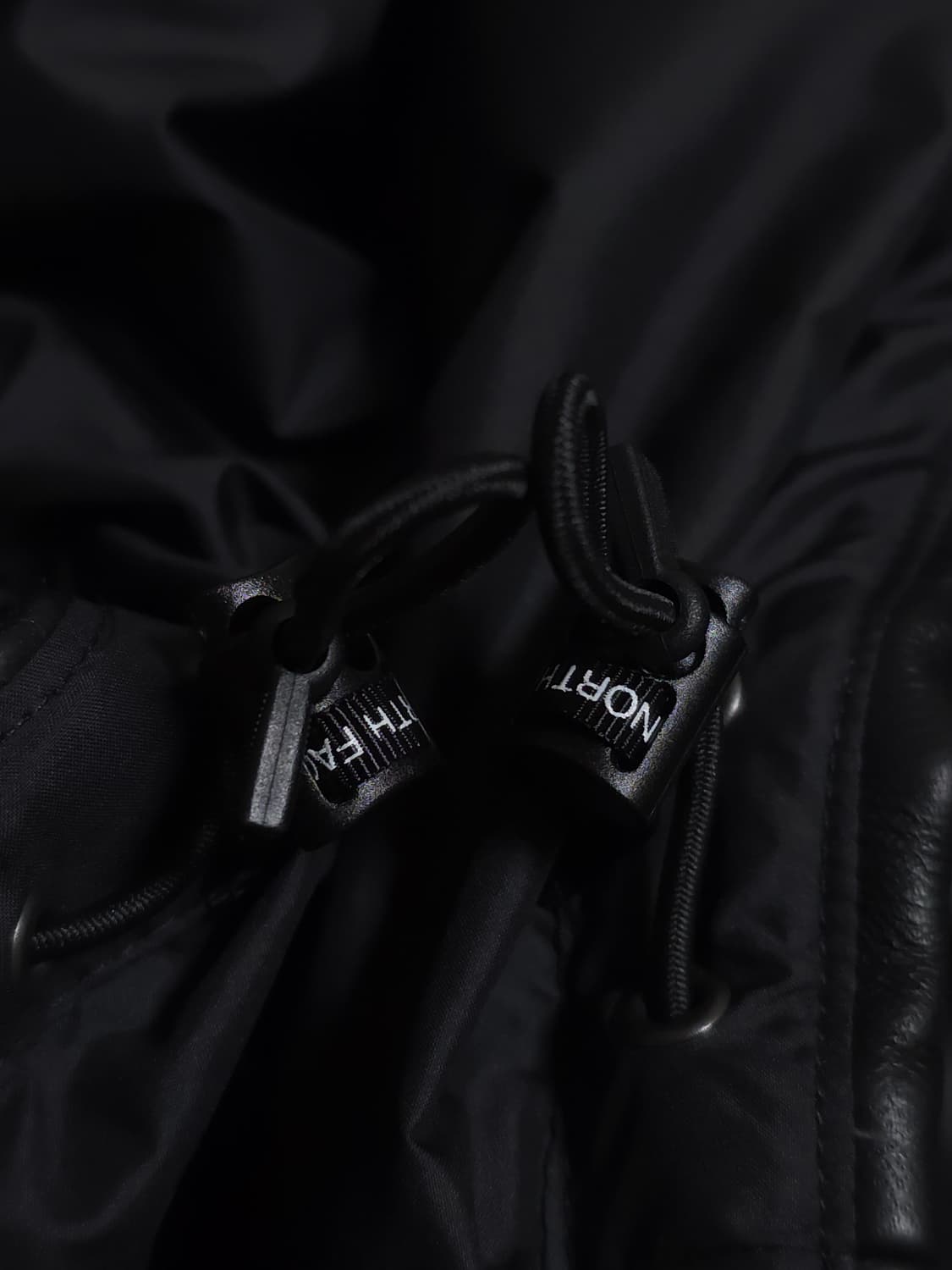 [M] 슈프림 노스페이스 레더 눕시 패딩 블랙 상품이미지5