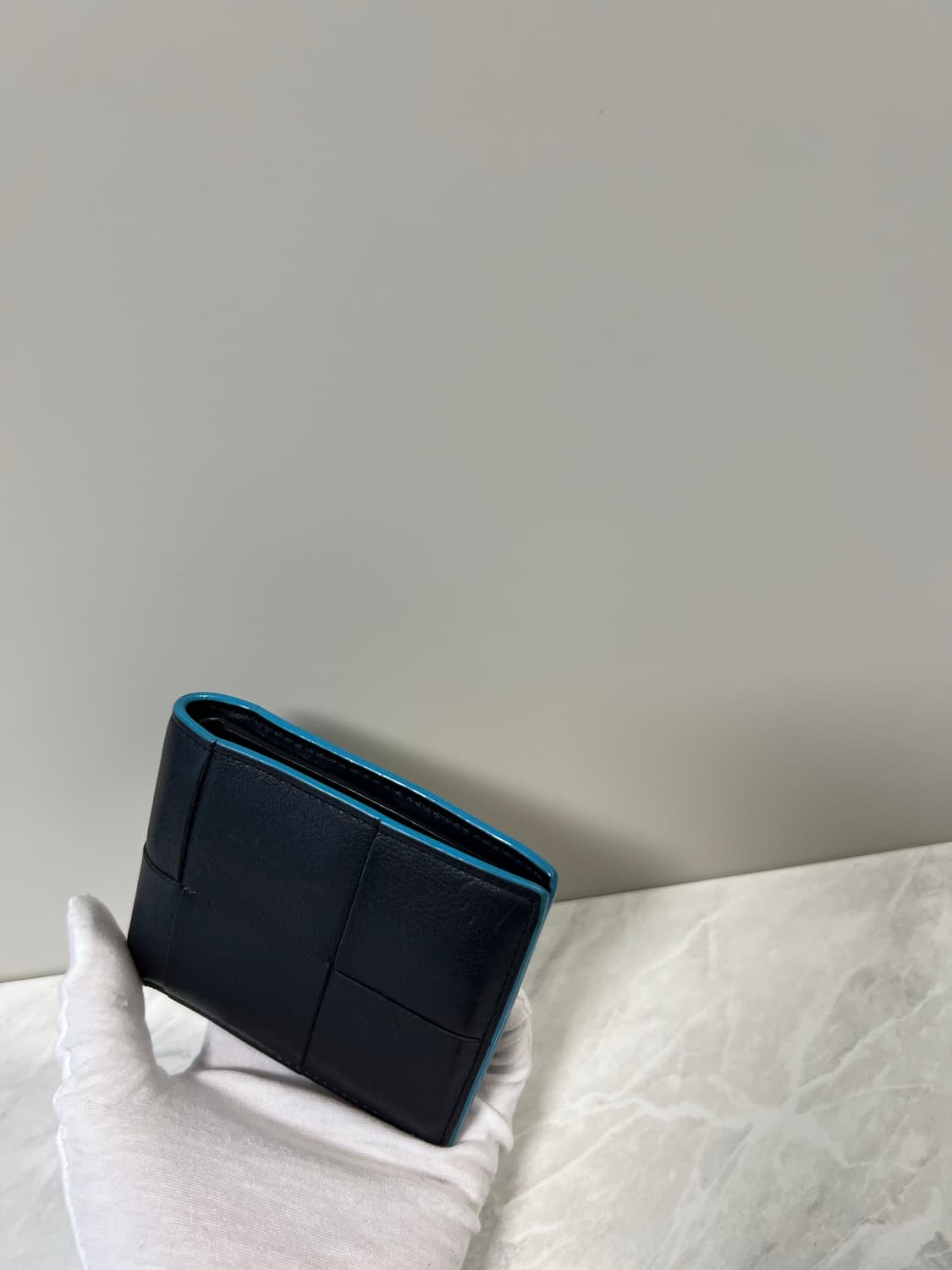 보테가베네타 맥시 반지갑 상품이미지4