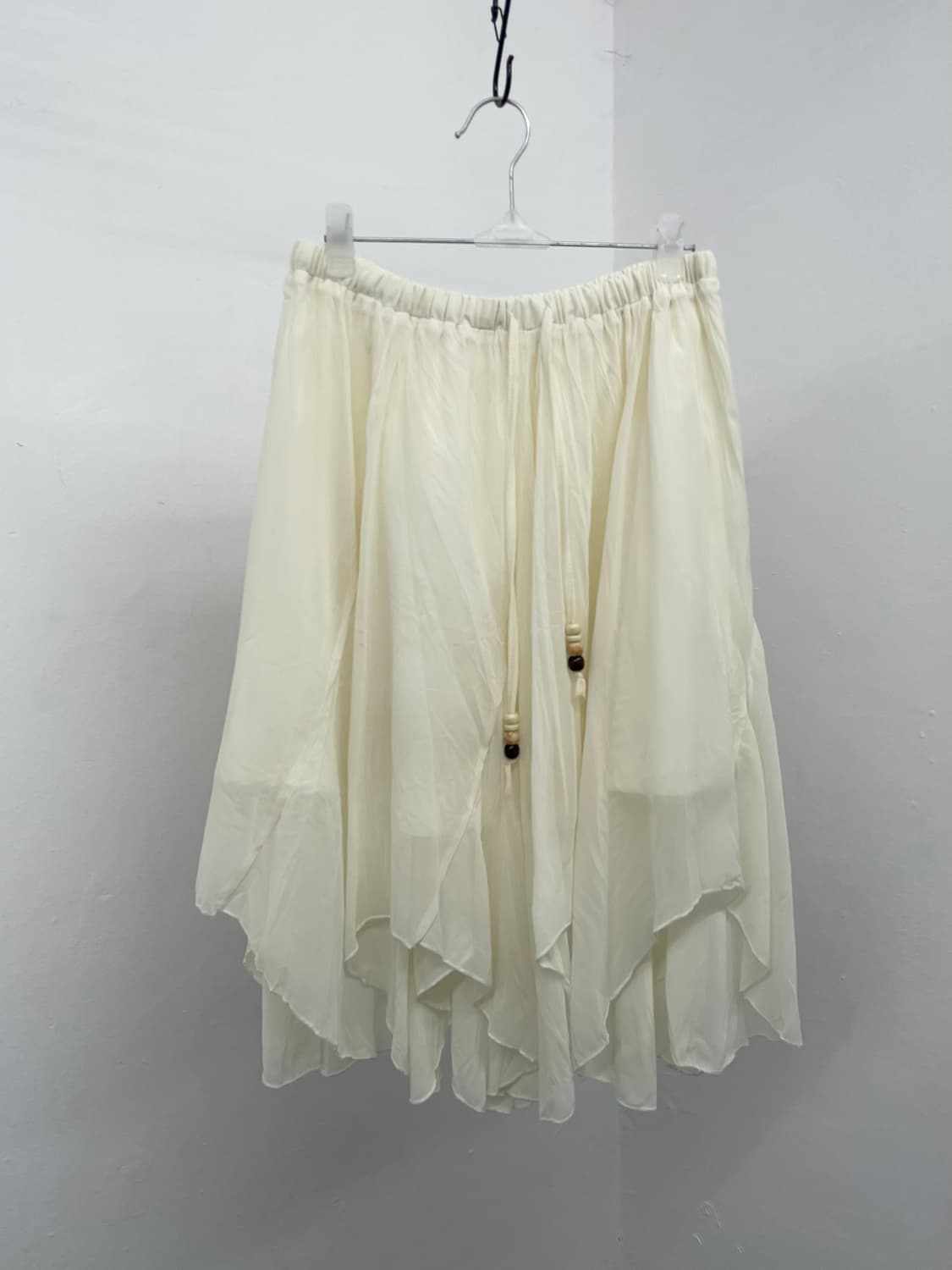 아이보리 시어 언발 스커트 상품이미지1