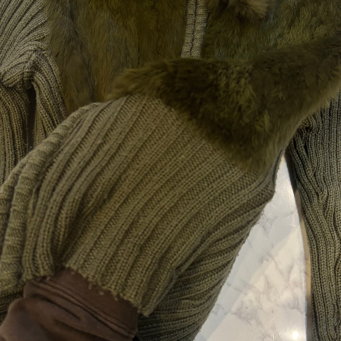 빈티지 토끼털 니트집업 Y2K 00’s 페어리 카키 상품이미지4