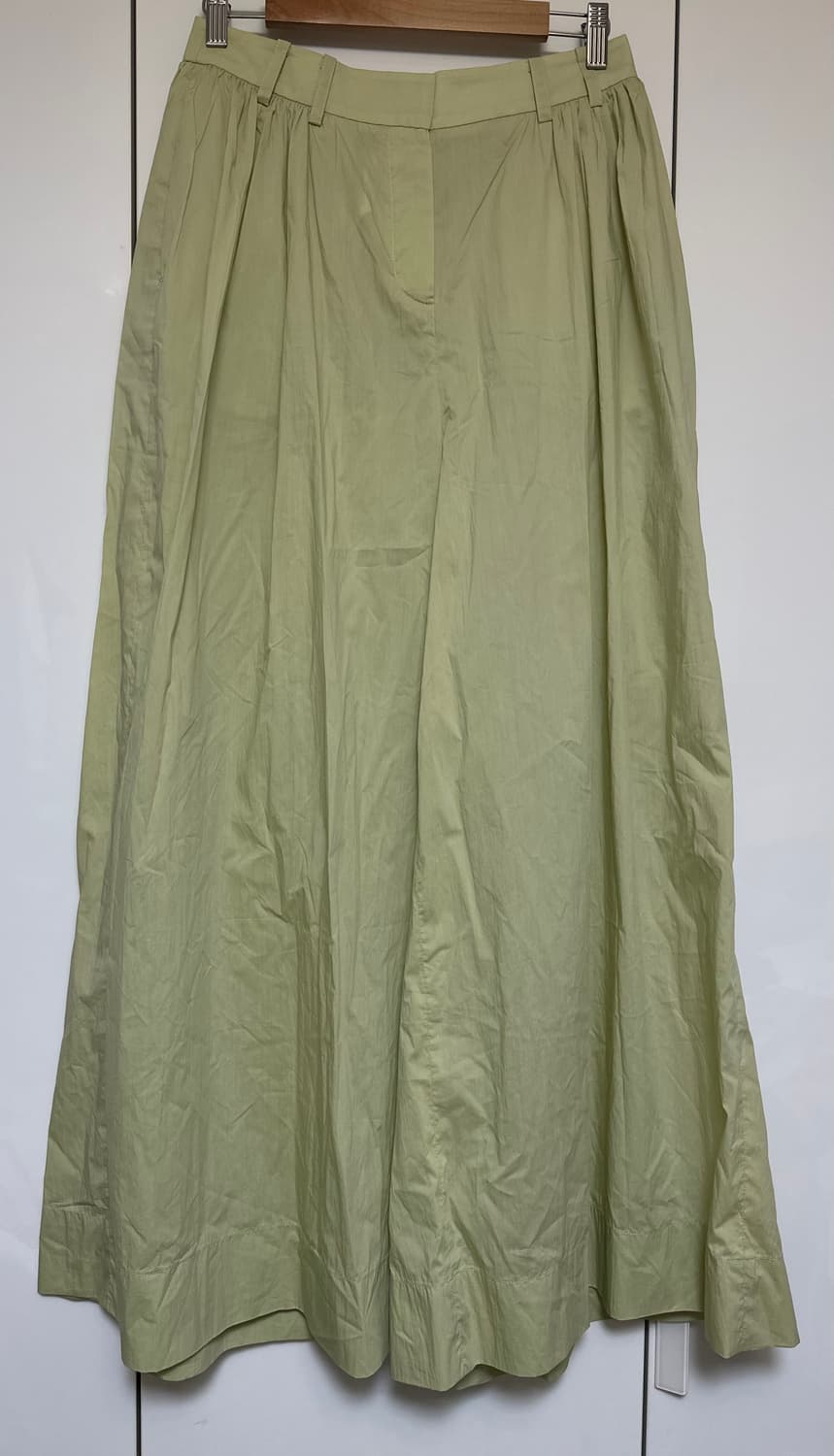 오르연두색 핀턱 롱 슬랙스 상품이미지1