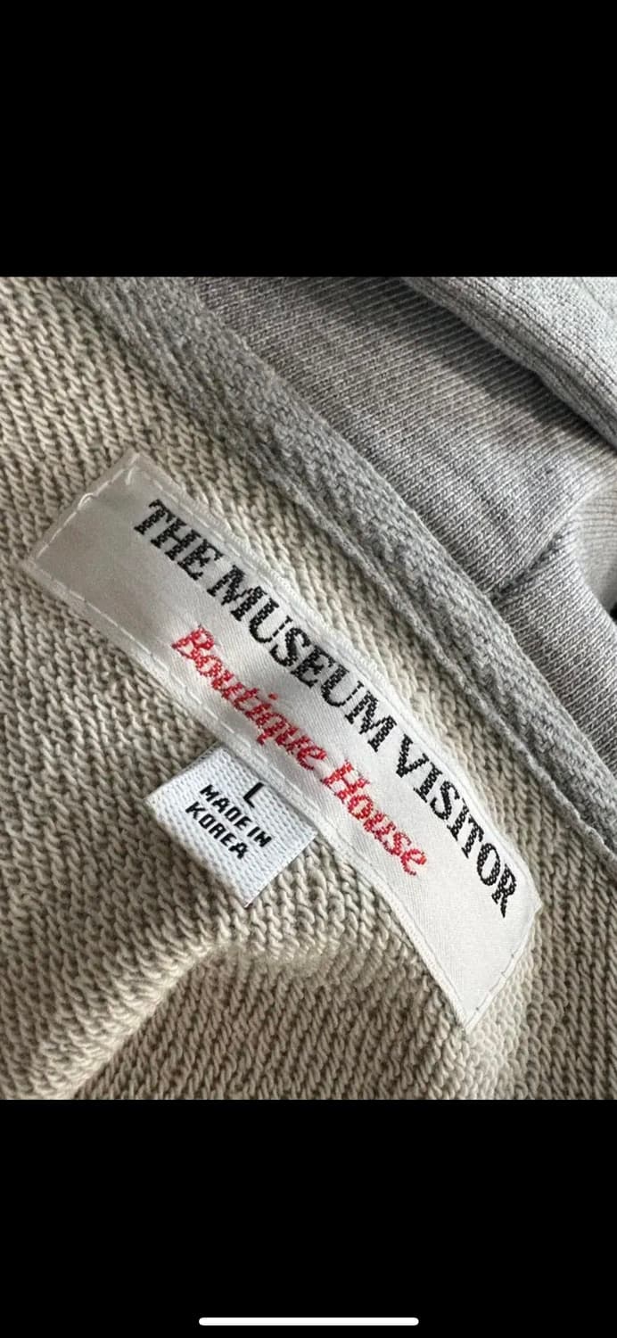 투어스 더뮤지엄비지터 후드집업 상품이미지4