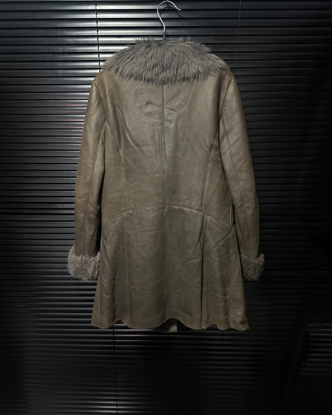 ROBO 로보 양가죽 양털 모피 무스탕 코트 털 밍크 락시크 브라운 갈색 상품이미지4