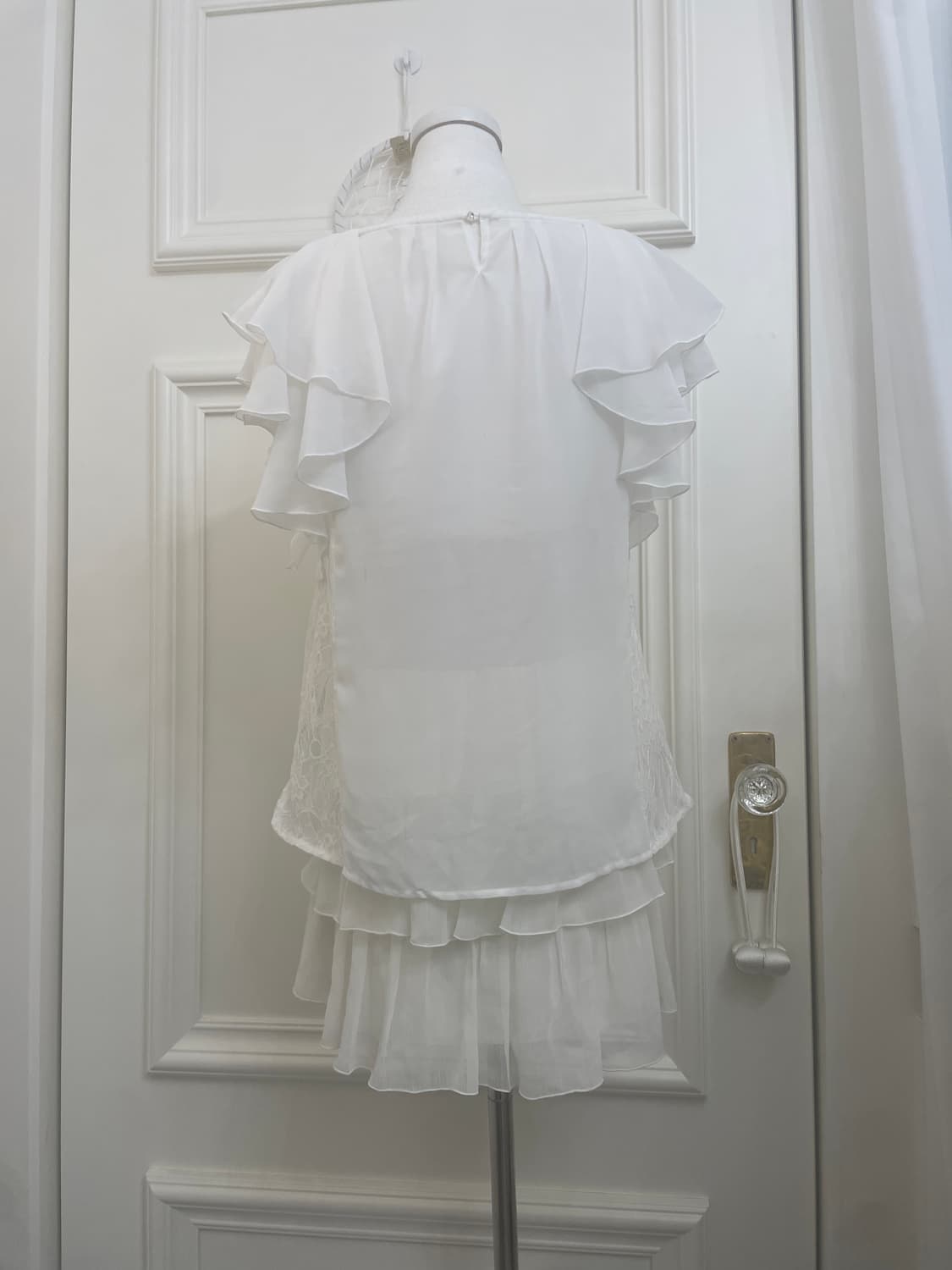 white ruffle side lace fairy blouse 상품이미지4