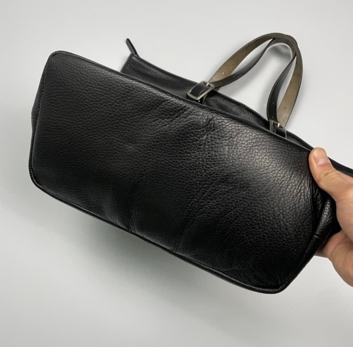 에디파이스 에디피스 EDIFICE 가죽 토트백 블랙
 상품이미지2