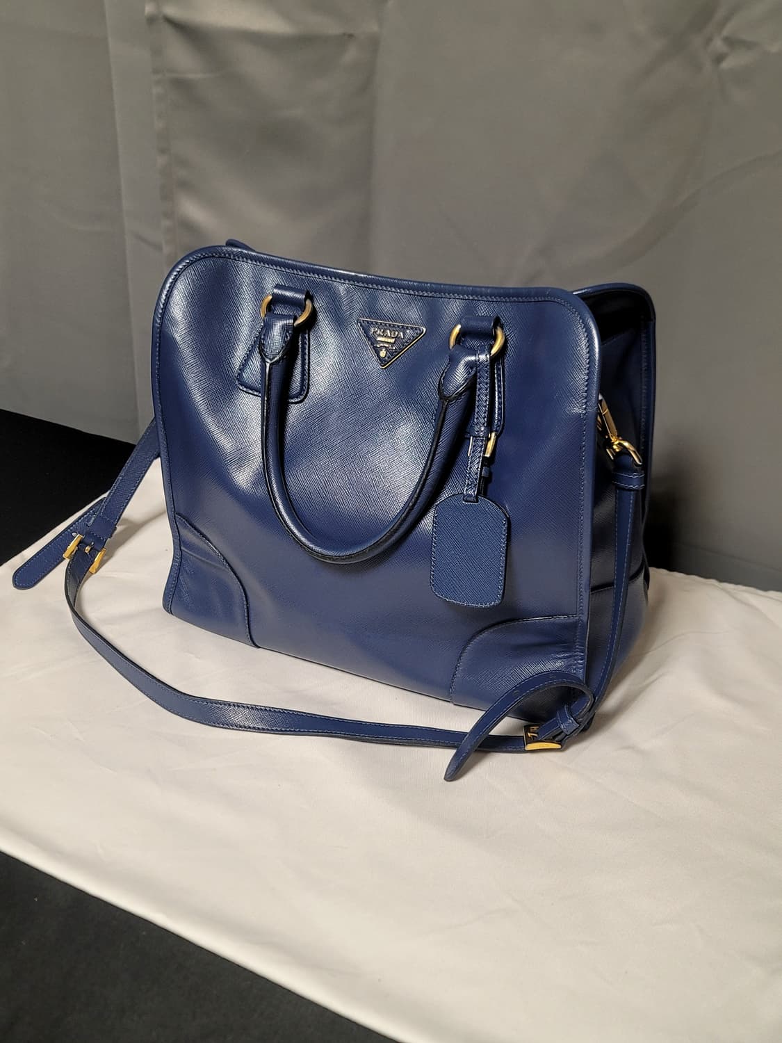 프라다 가방,크로스백토트백(디올샤넬보테가루이비통구찌셀린느생로랑발렌시아가 상품이미지2