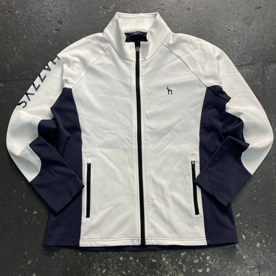 100 헤지스 골프 집업 상품이미지1