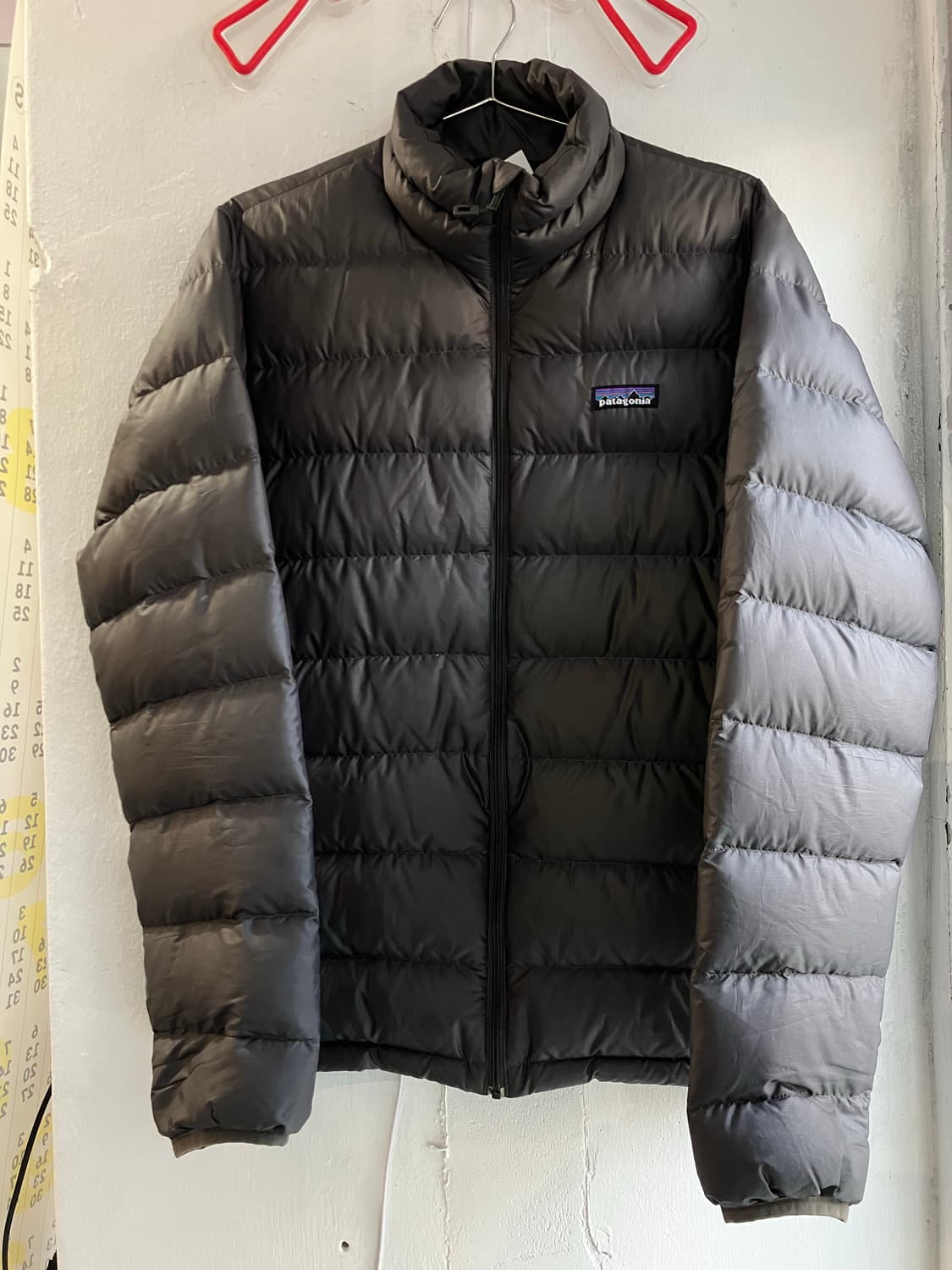파타고니아 남성 다운 스웨터 S 경량 패딩 상품이미지1