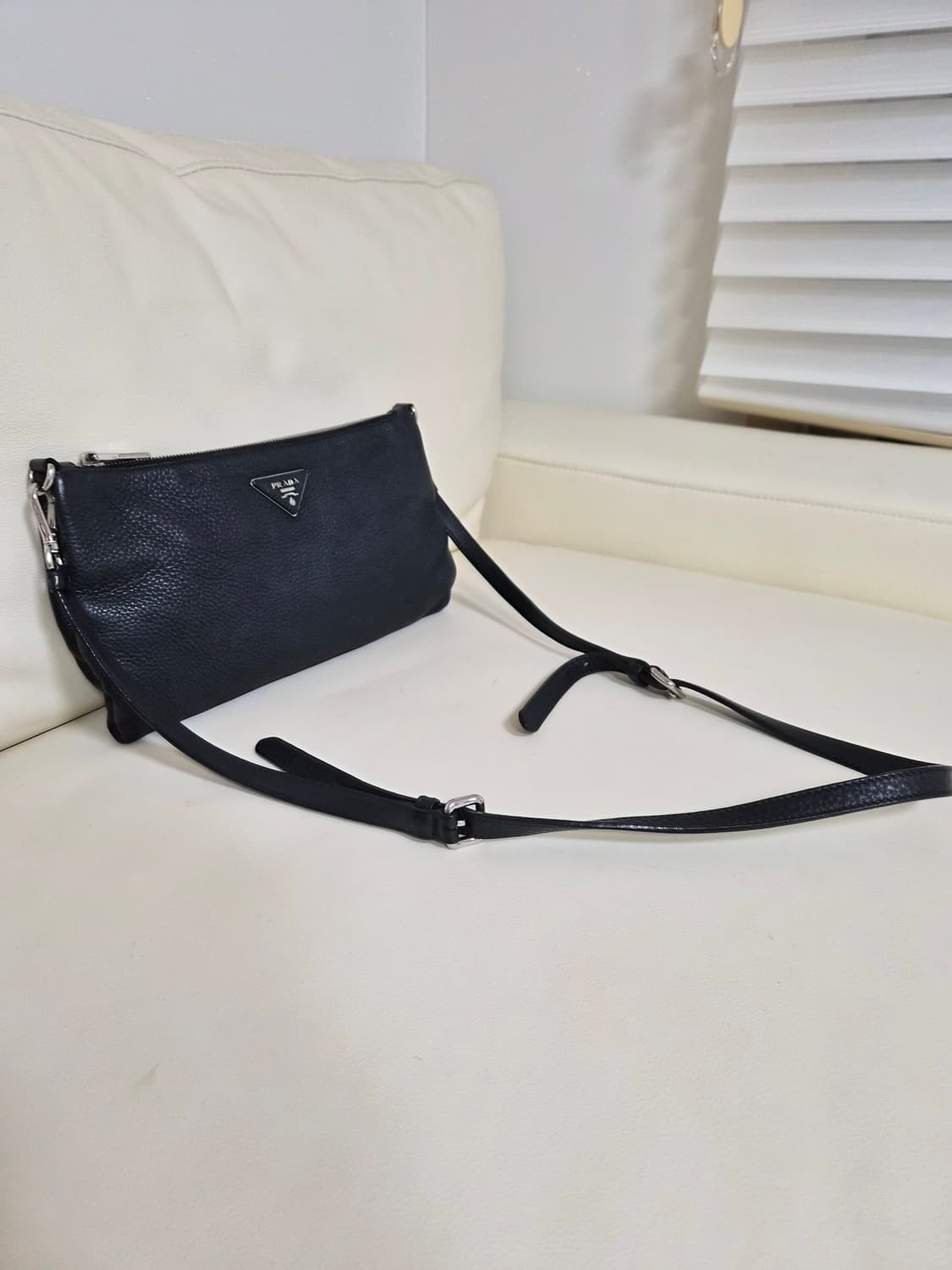 프라다정품 크로스백 상품이미지1