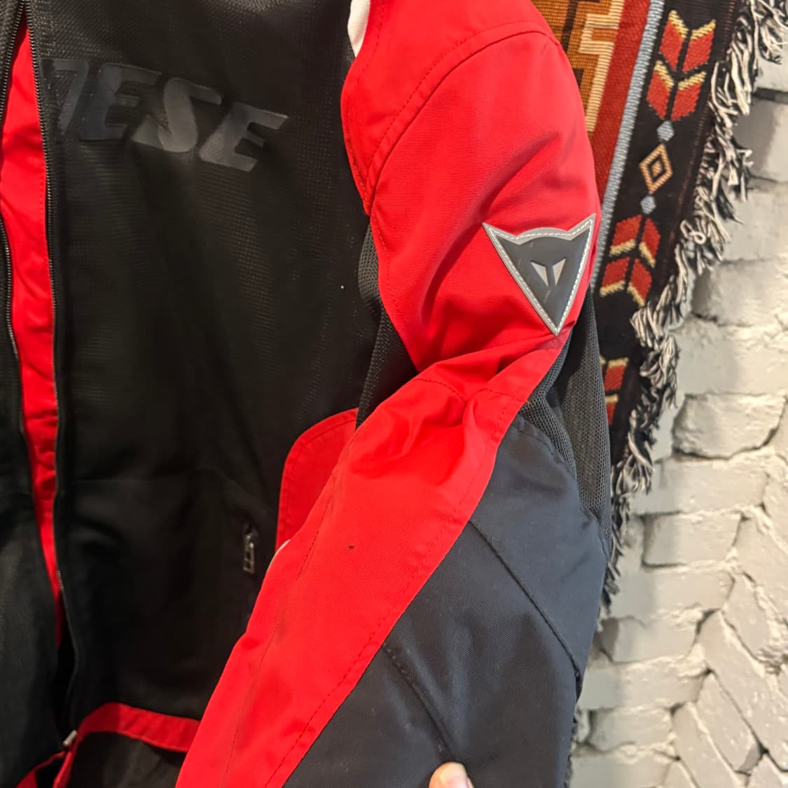 다이네즈 블랙&래드 레이싱 자켓 상품이미지5