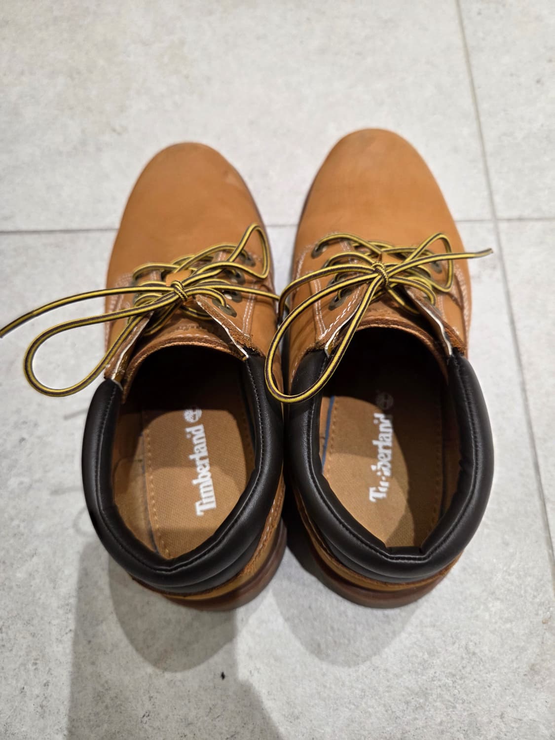 팀버랜드 클래식 위트브라운 250 상품이미지2