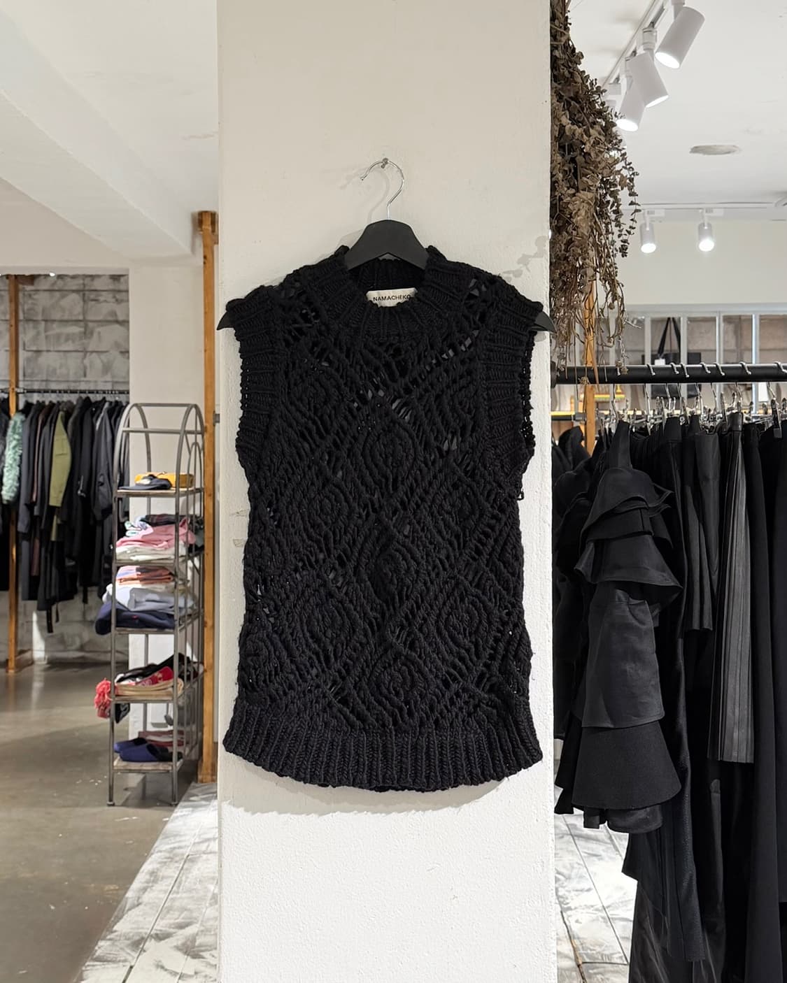 나마체코 블랙 22aw 메리노 울 니트 베스트 상품이미지1
