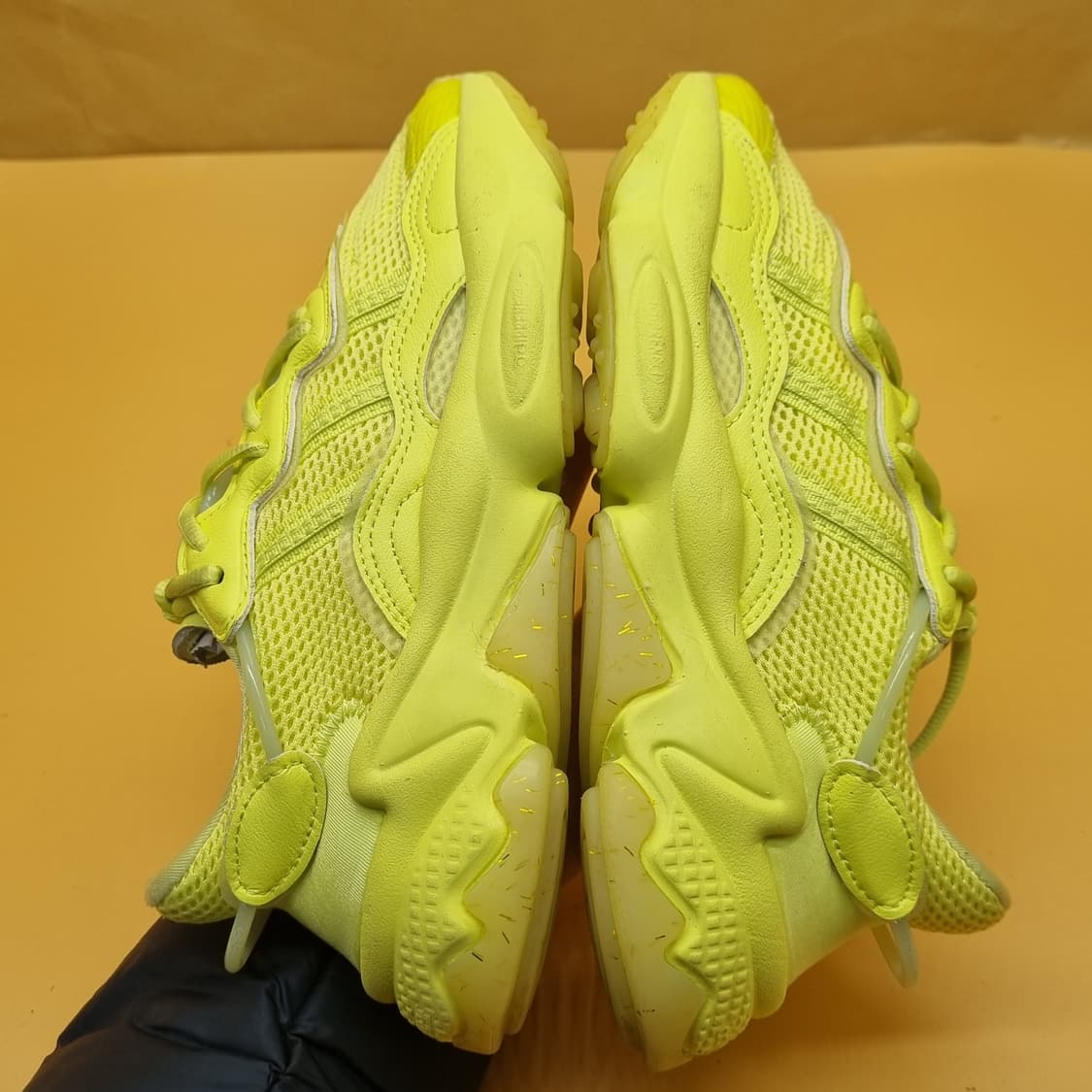 아디다스 오즈위고 형광 운동화 220 상품이미지5