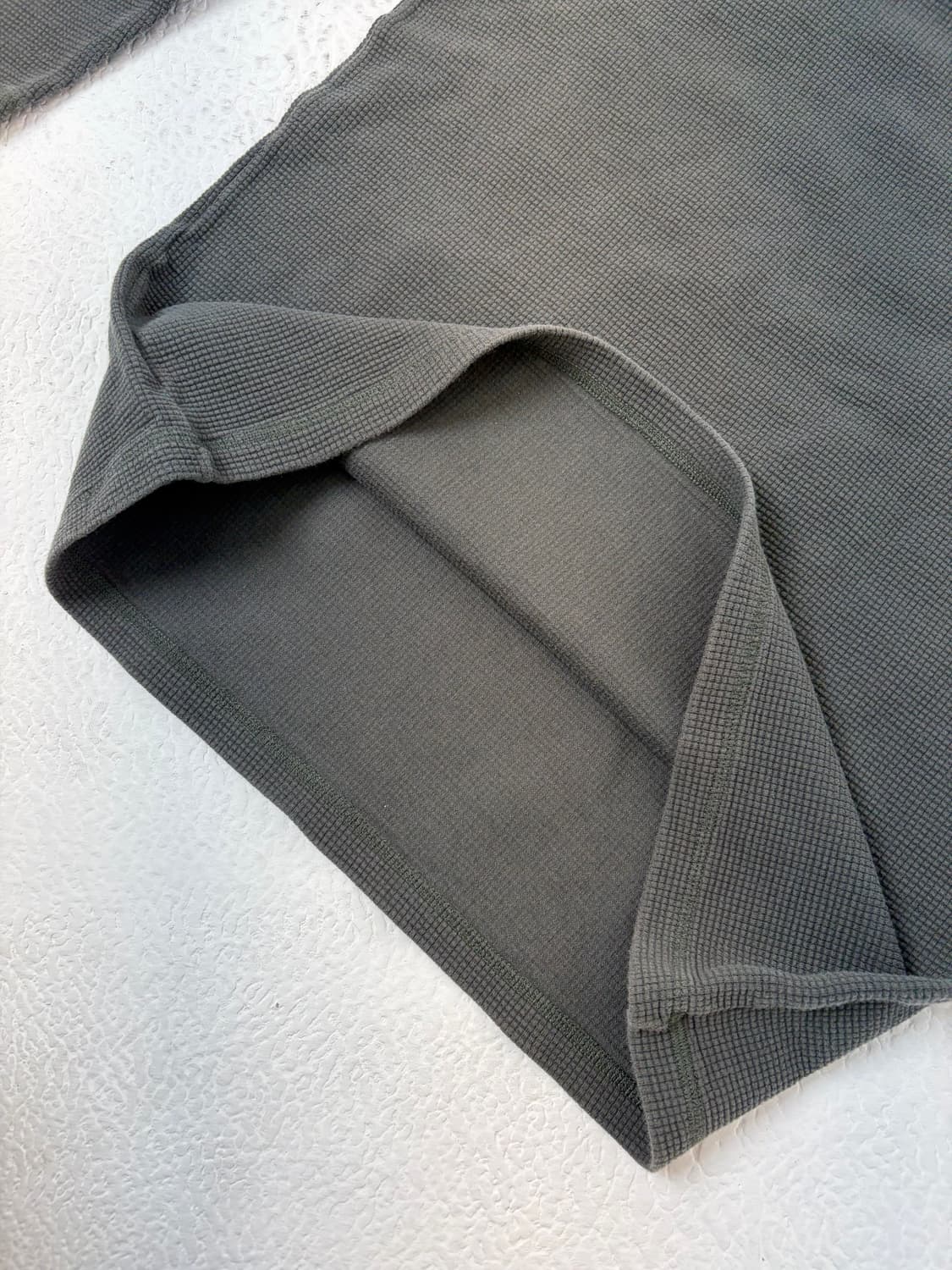 00s DKNY Thermal Tee (olive grey) 상품이미지7