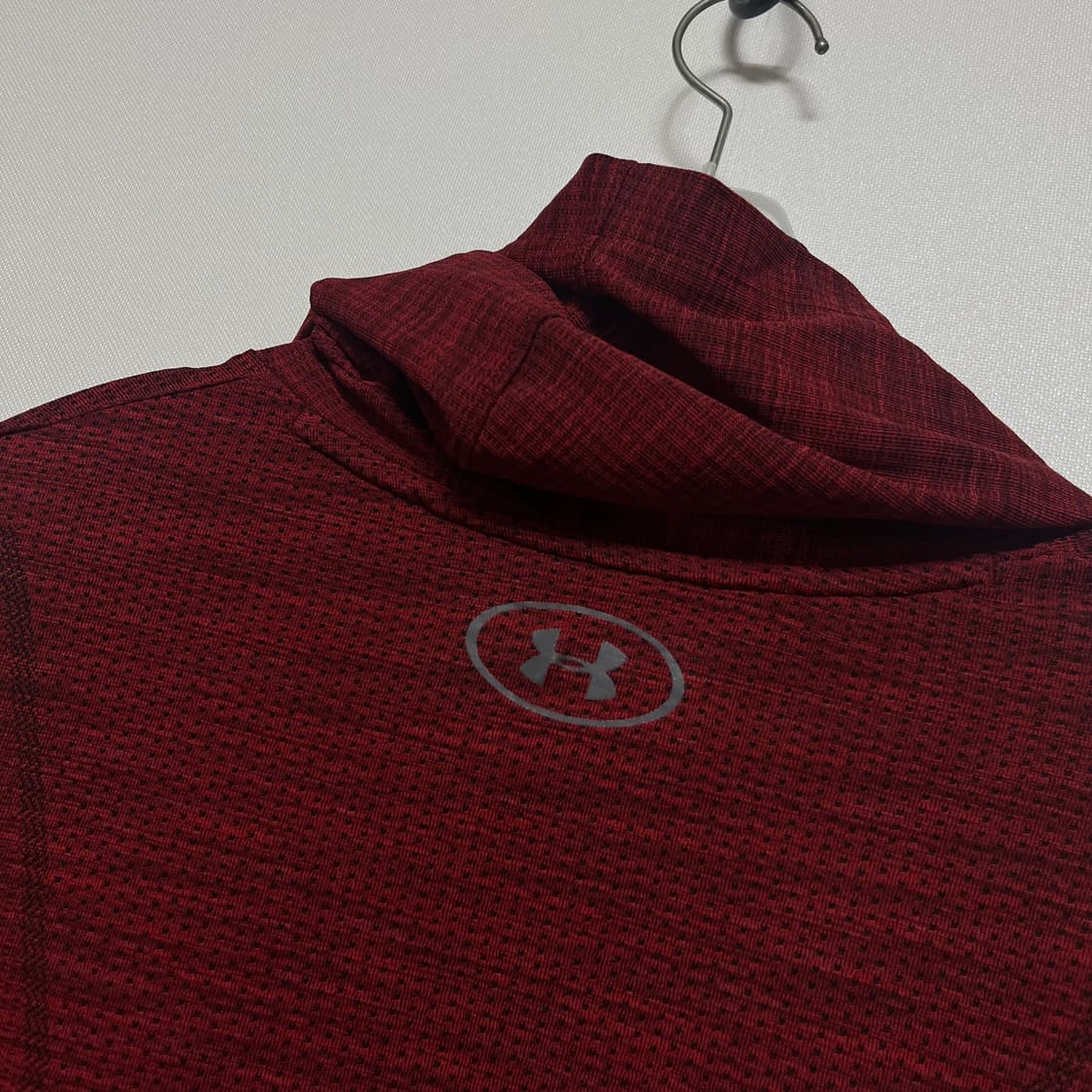 언더아머 레드 후드 기능성 긴팔 L 상품이미지6