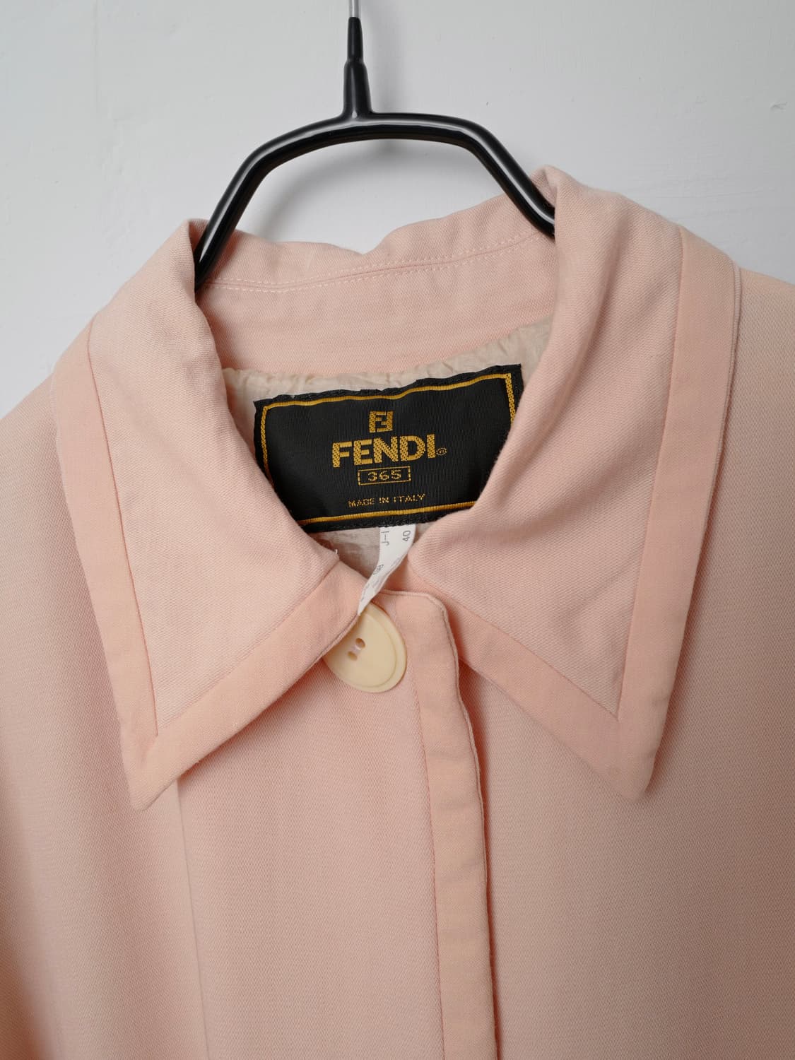 펜디 파스텔 핑크 싱글 코트 상품이미지5