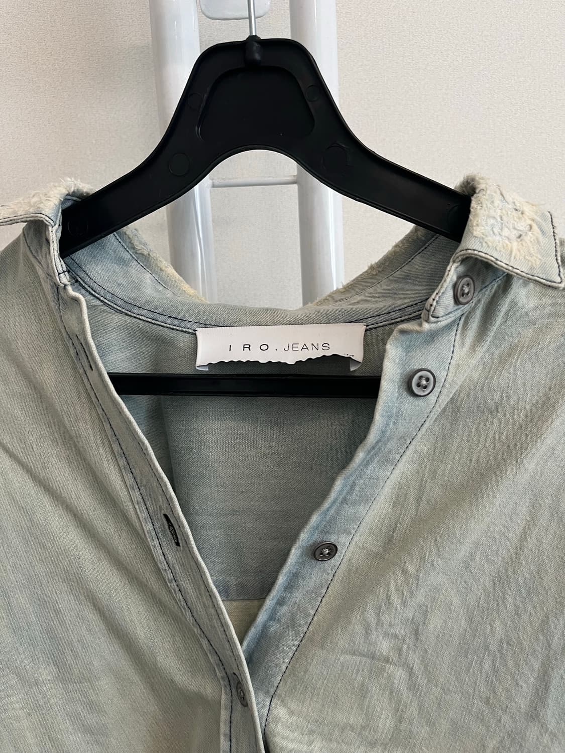 이로 데님 디스트로이드 셔츠 상품이미지5