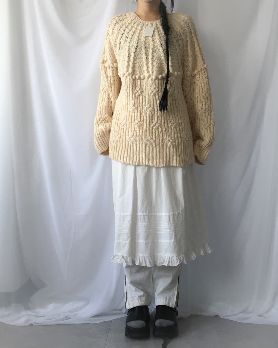 Pom pom point loose fit knit 상품이미지4