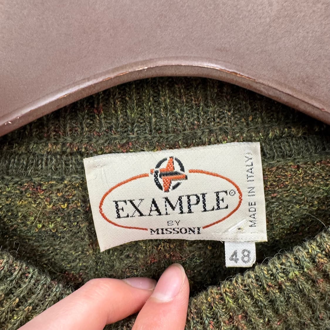 미쏘니 이그잼플 니트 배색 스트라이프 패턴 울 스웨터 카키 상품이미지5